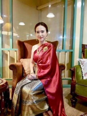 ชุดไทยเพื่อนเจ้าสาว เช่าที่แบมบี้ เวดดิ้ง ห้วยขวาง